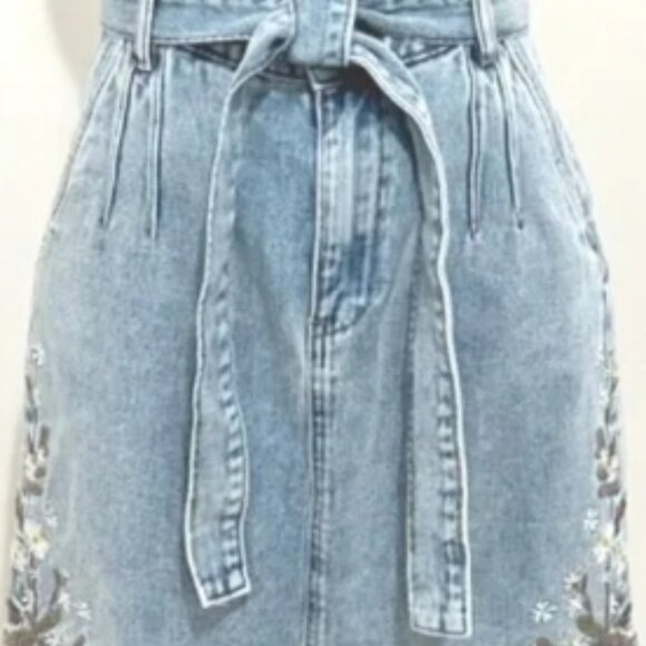 Driftwood Bambi Denim Floral Embroidered Skirt Tie Belt Light Wash 🆕⌚🏃🏻📦⚡🚚 - Picture 7 of 12